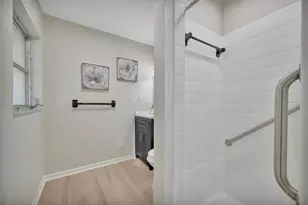 2003 E Hanna Ave, Tampa, FL 33610 - Photo 41