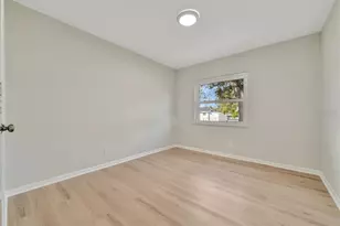 2003 E Hanna Ave, Tampa, FL 33610 - Photo 51