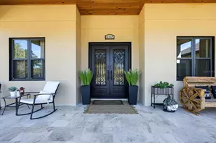 8447 Harvey Walden Dr, Plant City, FL 33565 - Photo 7