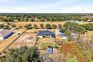 8447 Harvey Walden Dr, Plant City, FL 33565 - Photo 57