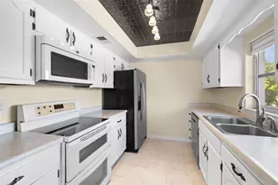 2623 Seville Blvd, Clearwater, FL 33764 - Photo 9
