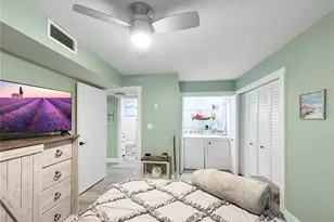 11440 Harbor Way, Largo, FL 33774 - Photo 5