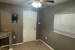 2205 Chipco St, Tampa, FL 33605 - Photo 7