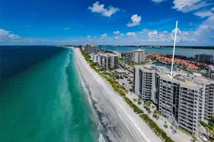 1660 Gulf Blvd, Clearwater Beach, FL 33767 - Photo 3