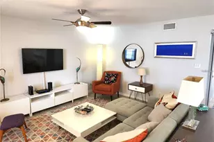 205 Pompano Dr SE, Saint Petersburg, FL 33705 - Photo 5