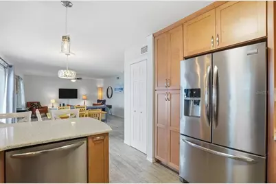 205 Pompano Drive SE #B, Saint Petersburg, FL 33705 - Photo 11