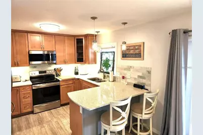 205 Pompano Drive SE #B, Saint Petersburg, FL 33705 - Photo 7