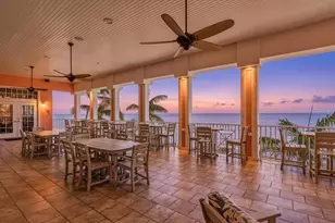 205 Pompano Dr SE, Saint Petersburg, FL 33705 - Photo 43