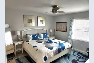 205 Pompano Drive SE #B, Saint Petersburg, FL 33705 - Photo 9