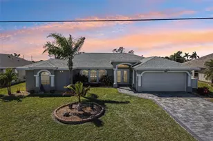 257 Medalist Rd, Rotonda West, FL 33947 - Photo 31