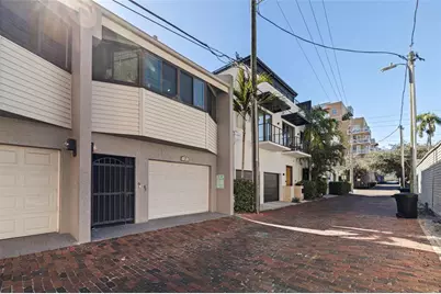 301 2nd Street N #7, Saint Petersburg, FL 33701 - Photo 1