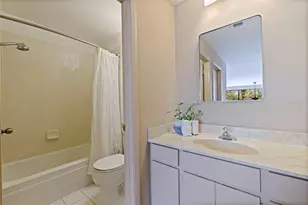 301 2nd St N, Saint Petersburg, FL 33701 - Photo 27