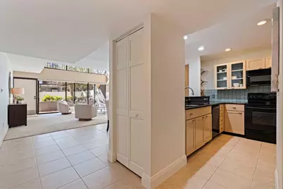 301 2nd Street N #7, Saint Petersburg, FL 33701 - Photo 19