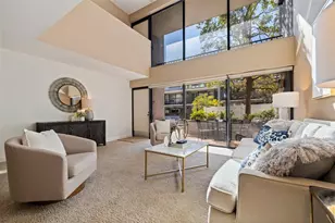 301 2nd St N, Saint Petersburg, FL 33701 - Photo 3