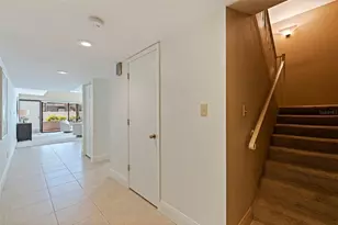 301 2nd St N, Saint Petersburg, FL 33701 - Photo 19