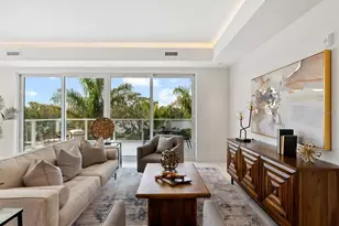 1020 Sunset Point Rd, Clearwater, FL 33755 - Photo 5