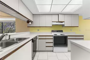 1938 Golf View Dr, Tarpon Springs, FL 34689 - Photo 15