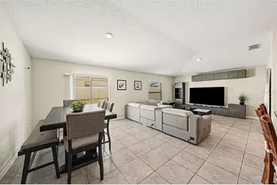 10128 Crested Fringe Drive, Riverview, FL 33578 - Photo 9