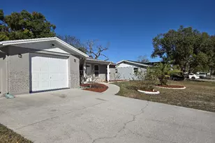 11225 Snyder Ave, Port Richey, FL 34668 - Photo 3