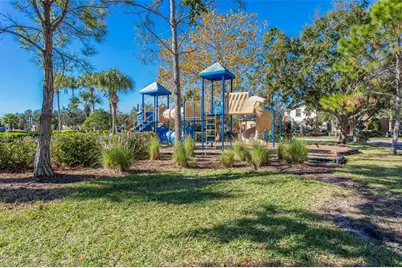 9205 English Oaks Lane, Riverview, FL 33578 - Photo 31