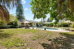 1806 Beverly Cir N, Clearwater, FL 33764 - Photo 25