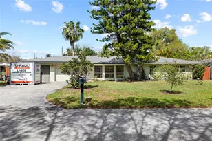 1806 Beverly Cir N, Clearwater, FL 33764 - Photo 3