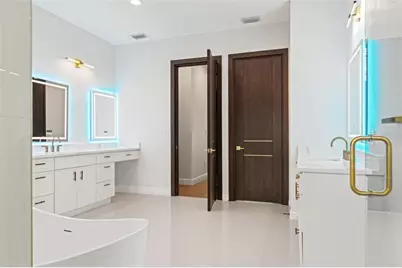 10700 Pontofino Circle, Trinity, FL 34655 - Photo 37
