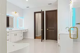 10700 Pontofino Cir, Trinity, FL 34655 - Photo 37