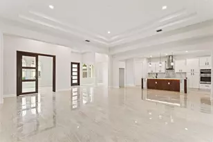 10700 Pontofino Cir, Trinity, FL 34655 - Photo 19