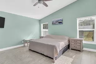 1703 Blue Lake Ct, Tarpon Springs, FL 34689 - Photo 15