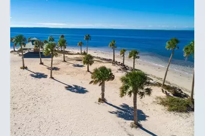 1703 Blue Lake Court, Tarpon Springs, FL 34689 - Photo 59