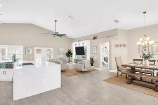 1703 Blue Lake Ct, Tarpon Springs, FL 34689 - Photo 3