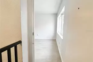 410 12th Ave NE, Saint Petersburg, FL 33701 - Photo 13