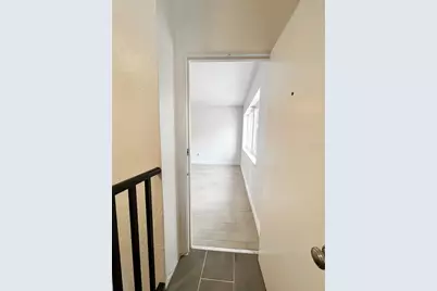 410 12th Avenue NE #10, Saint Petersburg, FL 33701 - Photo 11