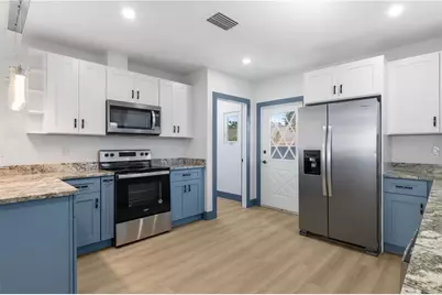 8508 Sunbeam Ln, Tampa, FL 33615 - Photo 7