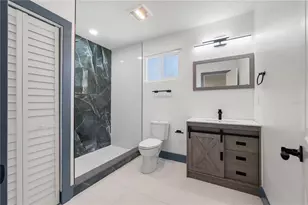 8508 Sunbeam Ln, Tampa, FL 33615 - Photo 23