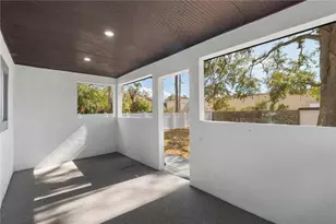 8508 Sunbeam Ln, Tampa, FL 33615 - Photo 25