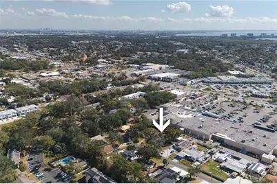 8508 Sunbeam Ln, Tampa, FL 33615 - Photo 41