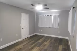 1116 65th St NW, Bradenton, FL 34209 - Photo 9