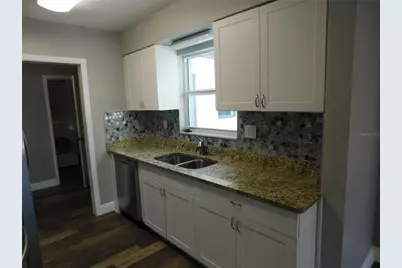 1116 65th Street NW, Bradenton, FL 34209 - Photo 7