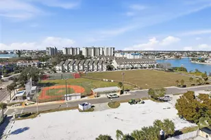 8911 Blind Pass Rd, Saint Pete Beach, FL 33706 - Photo 25