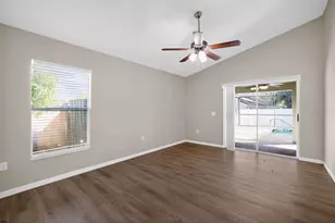 507 Sonoma Dr, Valrico, FL 33594 - Photo 13
