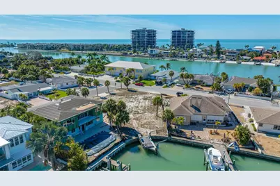 625 80th Avenue, Saint Pete Beach, FL 33706 - Photo 11