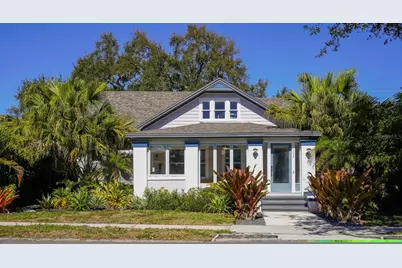 115 21st Avenue NE, Saint Petersburg, FL 33704 - Photo 1