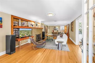 115 21st Ave NE, Saint Petersburg, FL 33704 - Photo 7