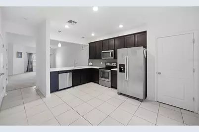 1145 Sleepy Oak Drive, Wesley Chapel, FL 33543 - Photo 5