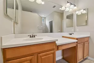 127 Silver Falls Dr, Apollo Beach, FL 33572 - Photo 37
