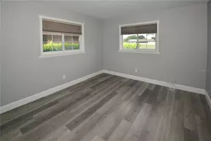 6690 Burning Tree Dr, Seminole, FL 33777 - Photo 3