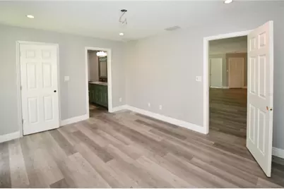 6690 Burning Tree Drive, Seminole, FL 33777 - Photo 11