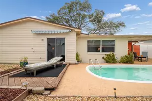 7740 Hawthorn Dr, Port Richey, FL 34668 - Photo 27